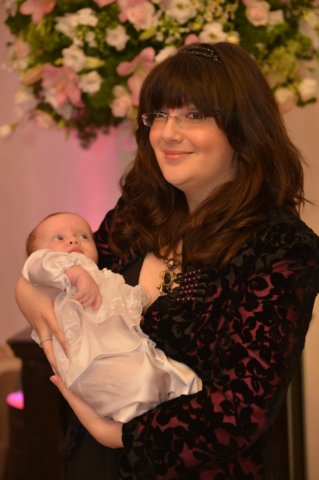 noamayaweinbergerbirthpartybritanovember11th20127.jpg