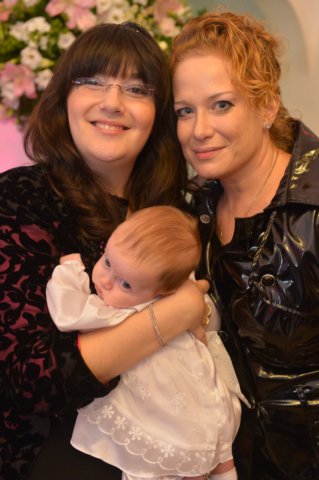 noamayaweinbergerbirthpartybritanovember11th201287.jpg